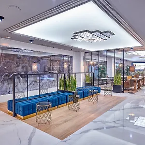Gran Luna De 4* Grenada