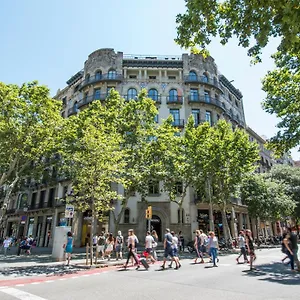 Safestay Passeig De Gracia (adults Only) Hostel